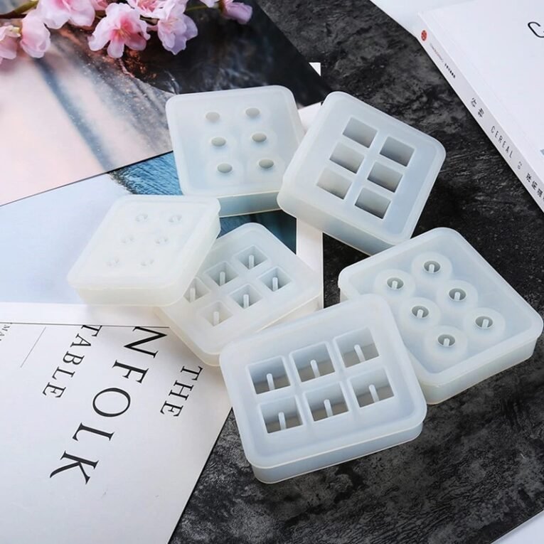 #khuon_silicon_hat_vuong_tron_lam_trang_suc_resin 3